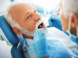 ancianos dentistas